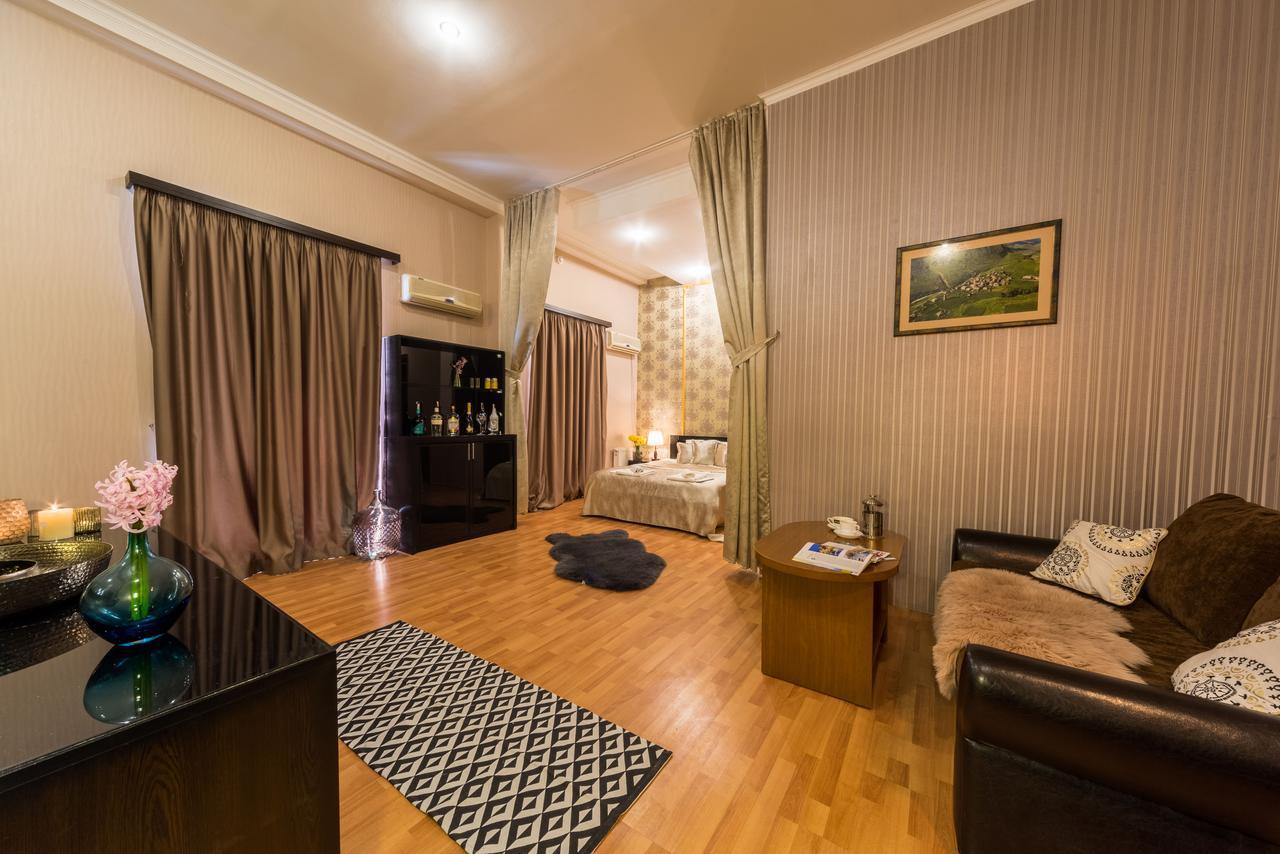 Gold Star Hotel Tbilisi Exterior photo